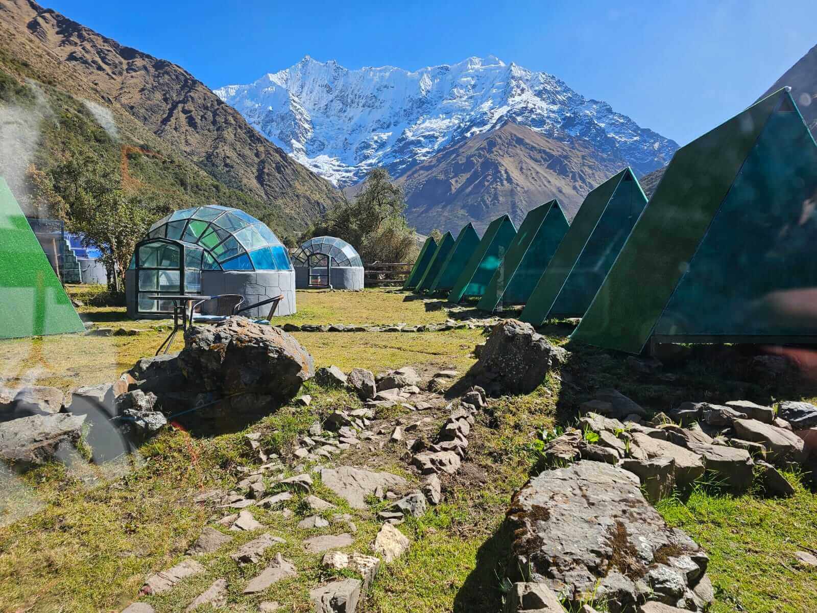 Rustic cabins soraypampa